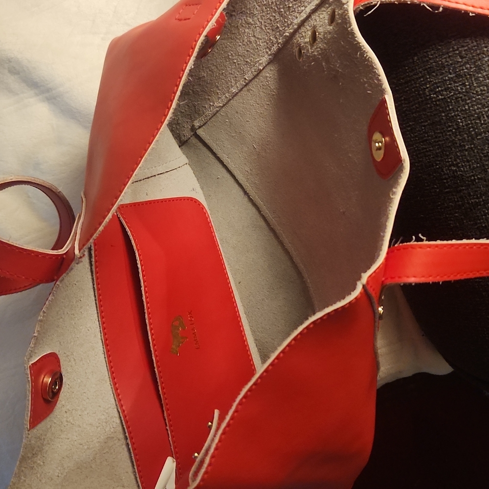 Emma Fox Red Purse Shell - Picture 2 of 3